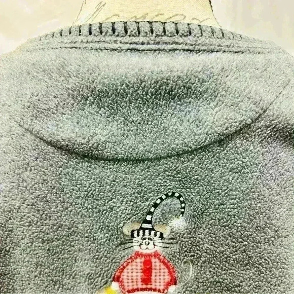 AVALON Womens Cat & Mouse Christmas Sweater Sz
M Gray - Picture 10 of 12